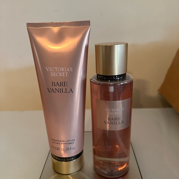 Victoria's Secret Bare Vanilla Lotion and Mist Set - Pink and Gold - Picture 2 of 3